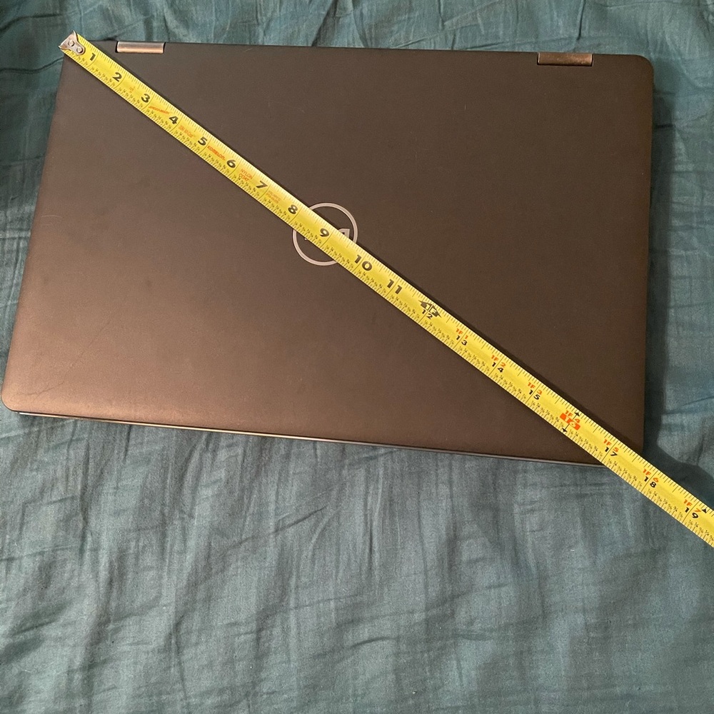 Dell Laptop - Picture 4 of 11